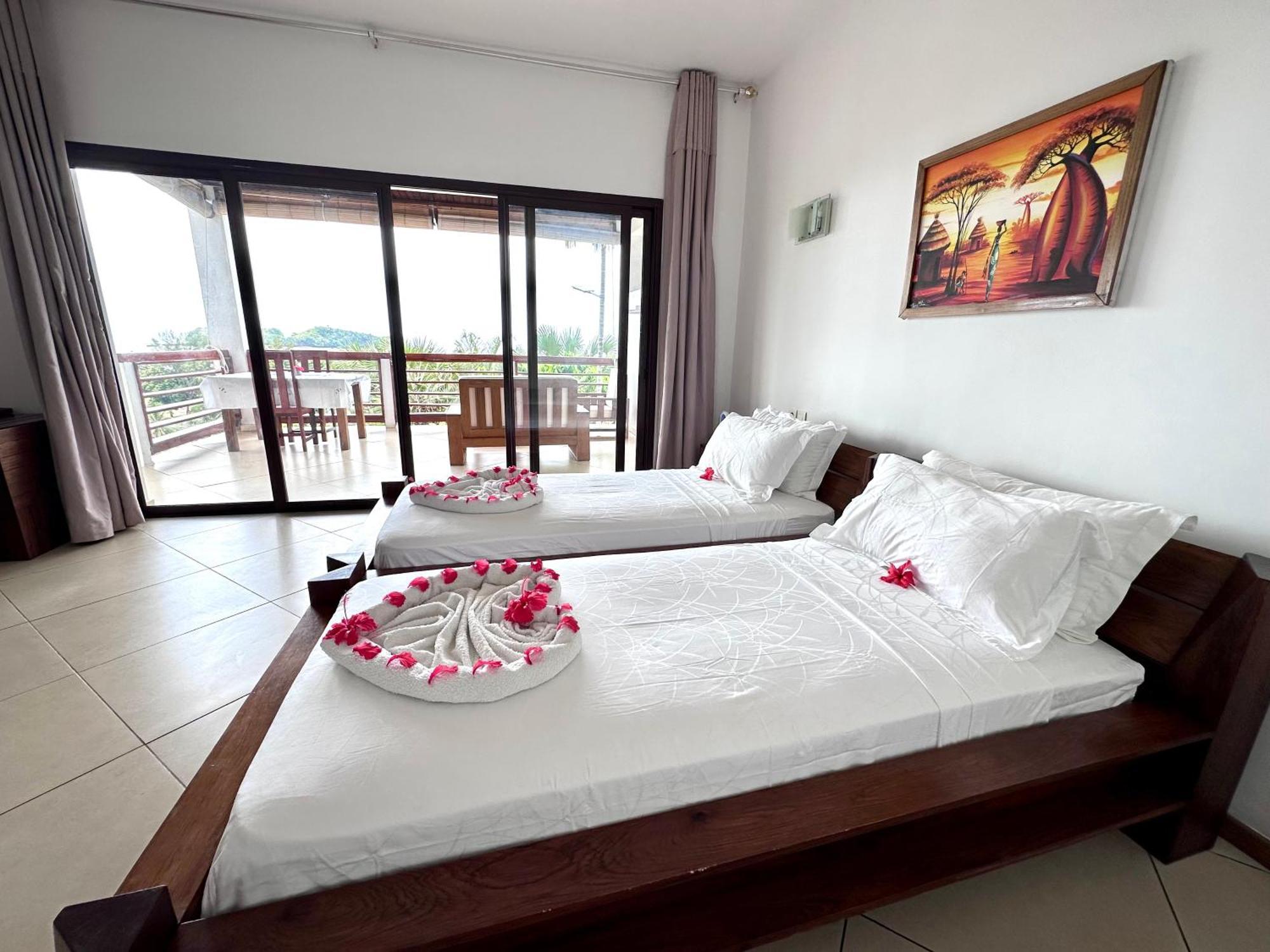 Hotel Mahita Tsara Djamandjary Esterno foto